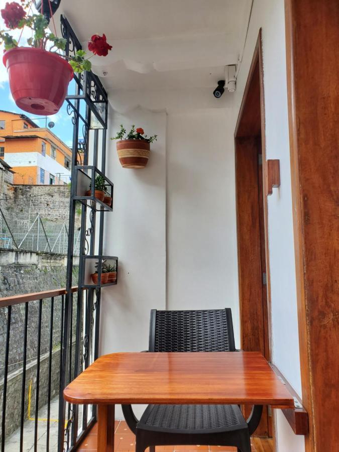 Apartamento 32 Juana De Arco Quito Esterno foto